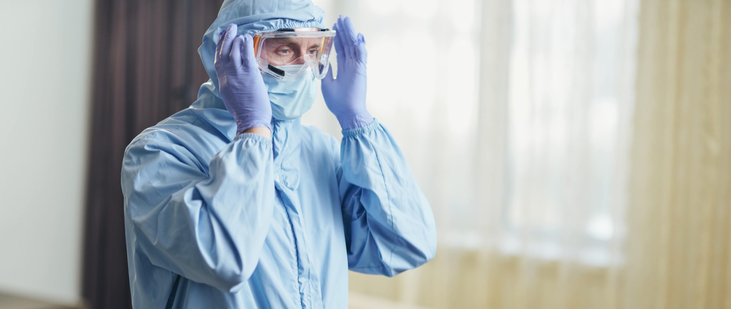 uso obligatorio de gafas de seguridad